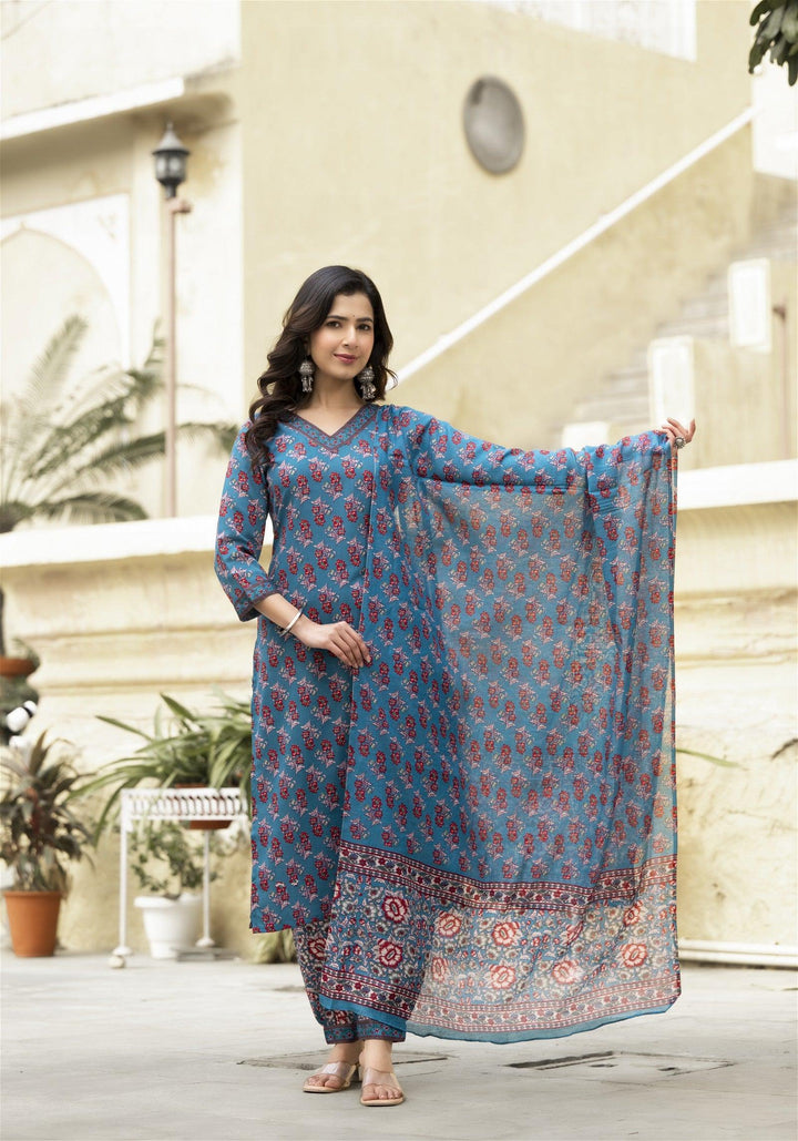 Daily Wear Kurta set With Bottom and Dupatta set for WomenMaterial composition : 100% ViscosLength : Knee LengthSleeve type : 3/4 SleeveStyle : StraightMaterial type : ViscosOccasion : Casual ,Office wear ,Party ,Wedding , Daily Wear Kurta set