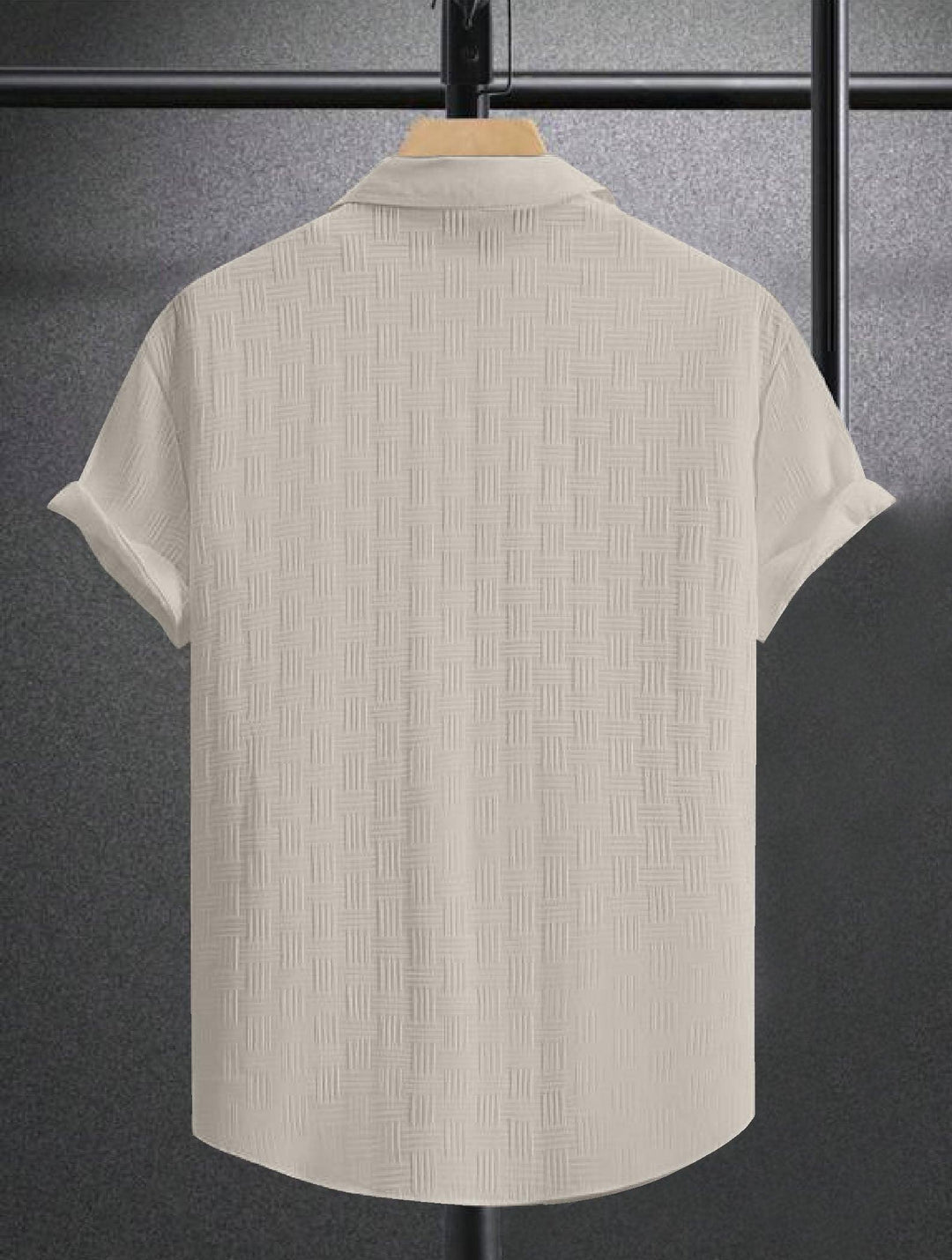 Grey Colour Men's Casual Wear Short Sleeve ShirtFabric : Chatai CottonProduct Type : ShirtOccasio : Casual, Evening Party, Travelling, Beach PartySleeve type : Short SleeveWash Care Instructions : Casual Machine WCasual Wear Short Sleeve Shirt