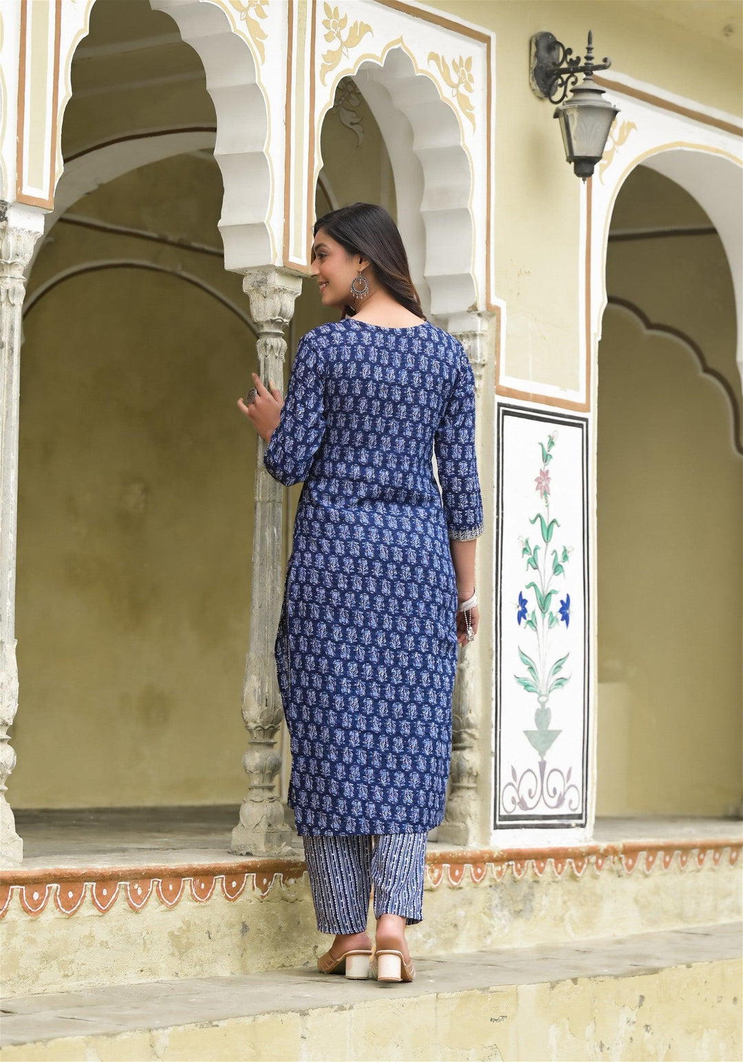 Simple and Designer Kurta set with Bottom and Dupatta in Blue ColorMaterial composition : 100% ViscosLength : Knee LengthSleeve type : 3/4 SleeveStyle : StraightMaterial type : ViscosOccasion : Casual ,Office wear ,Party ,Wedding , Designer Kurta set