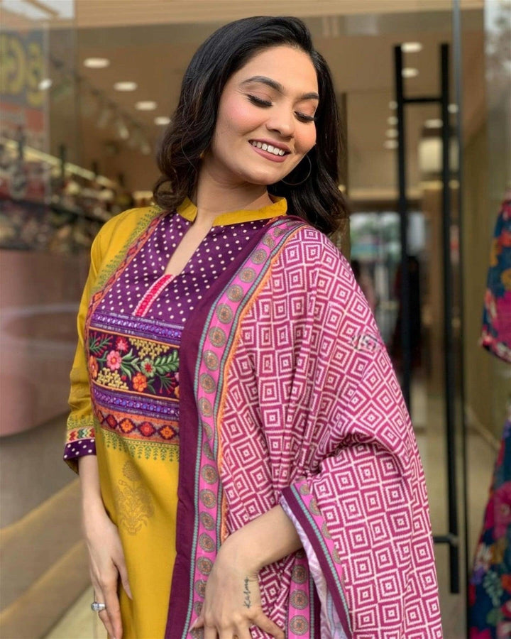 Women Embroidered Straight Kurta Set with DupattaTop Fabric :  Muslin
Bottom Fabric : Rayon
Dupatta Fabric :Chanderi
Work : Printed &amp; Embroidery
Occasion : Party wear,Casual Wear
 
Women Embroidered Straight Kurta Set