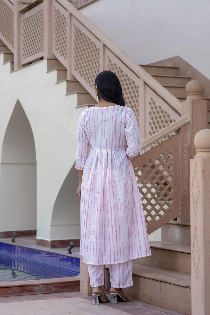 Women Embroidery Kurta and Pant Set with Dupatta in PinkMaterial composition : 100% ViscosLength : Knee LengthSleeve type :3/4 SleeveStyle : AnarkaliMaterial type : ViscosOccasion : Casual ,Office wear ,Party ,Wedding , RWomen Embroidery Kurta