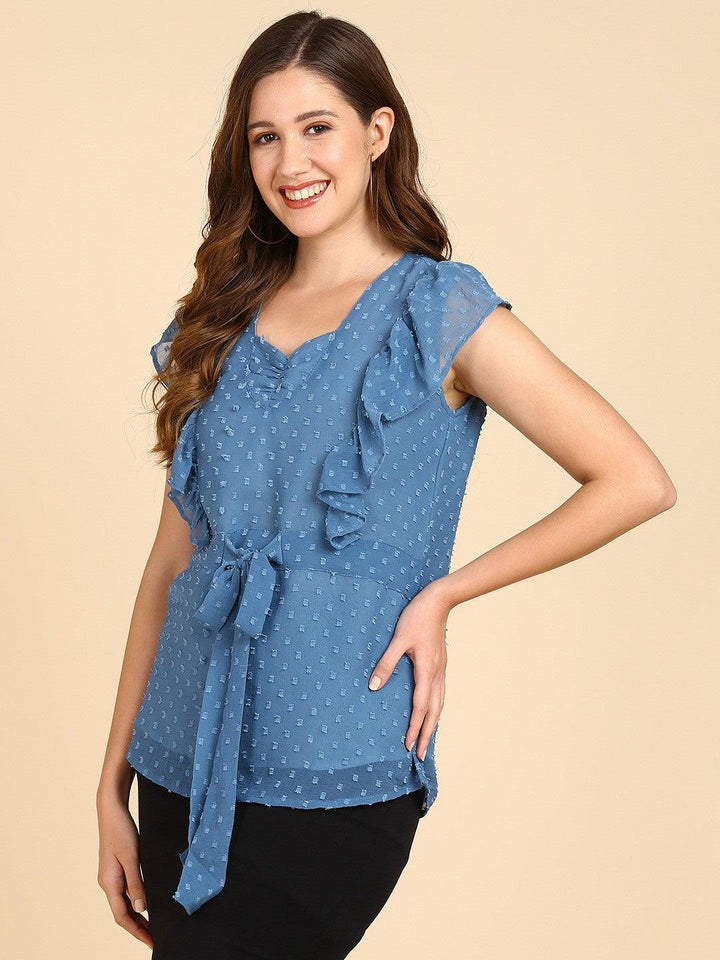 Casual Self Design Women Blue Sweetheart Neck Top
FABRIC : Georgette
TYPE : Top
COLOR : Blue
OCCASION : Casual
IDEAL FOR : Women
PATTERN : Self Design
NECK : Sweetheart Neck
SLEEVE LENGTH : Sleeveless
SUITDesign Women Blue Sweetheart Neck Top
