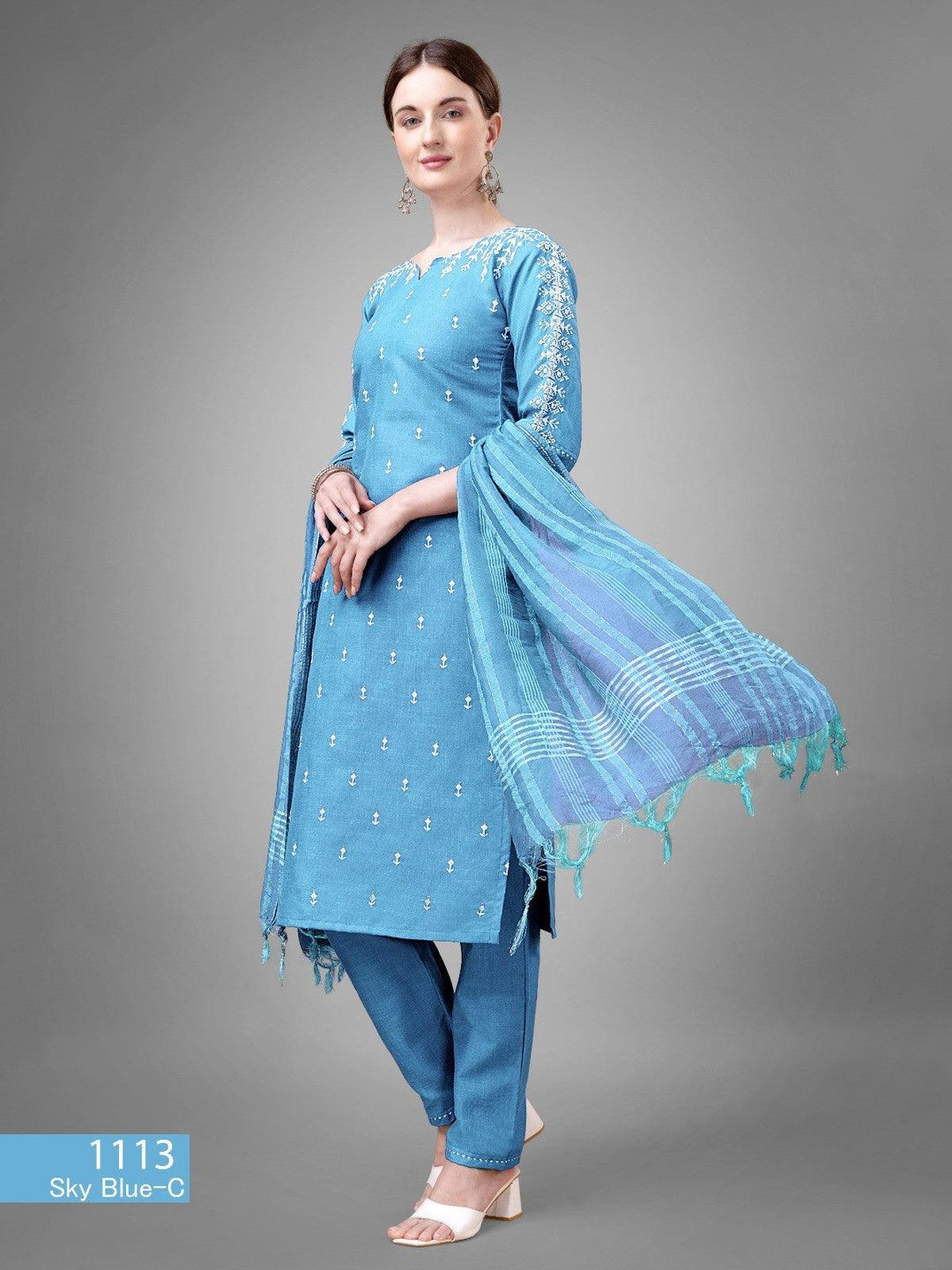 Sky Blue Women's Tranding Cotton blend Kurti,Pant with DupattaKurti : Cotton Blend with Embroidery &amp; Sequence Work
Pant - Cotton Blend
Dupatta - Silk Blend
Length - 46 Inch
Wash Care - Dry Wash OnlySky Blue Women'